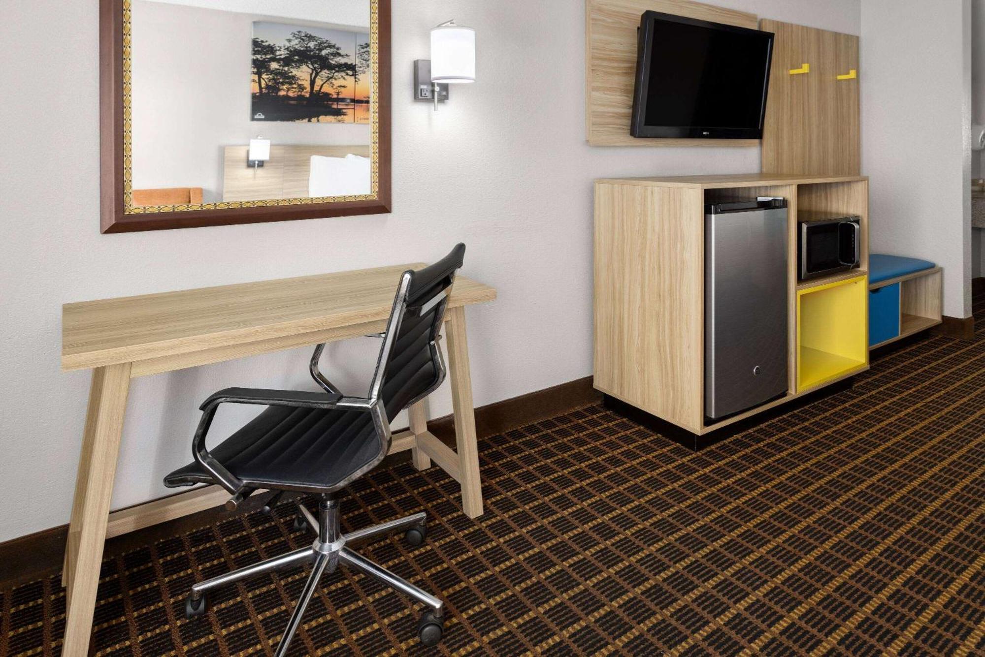 Days Inn By Wyndham Waycross Exteriér fotografie