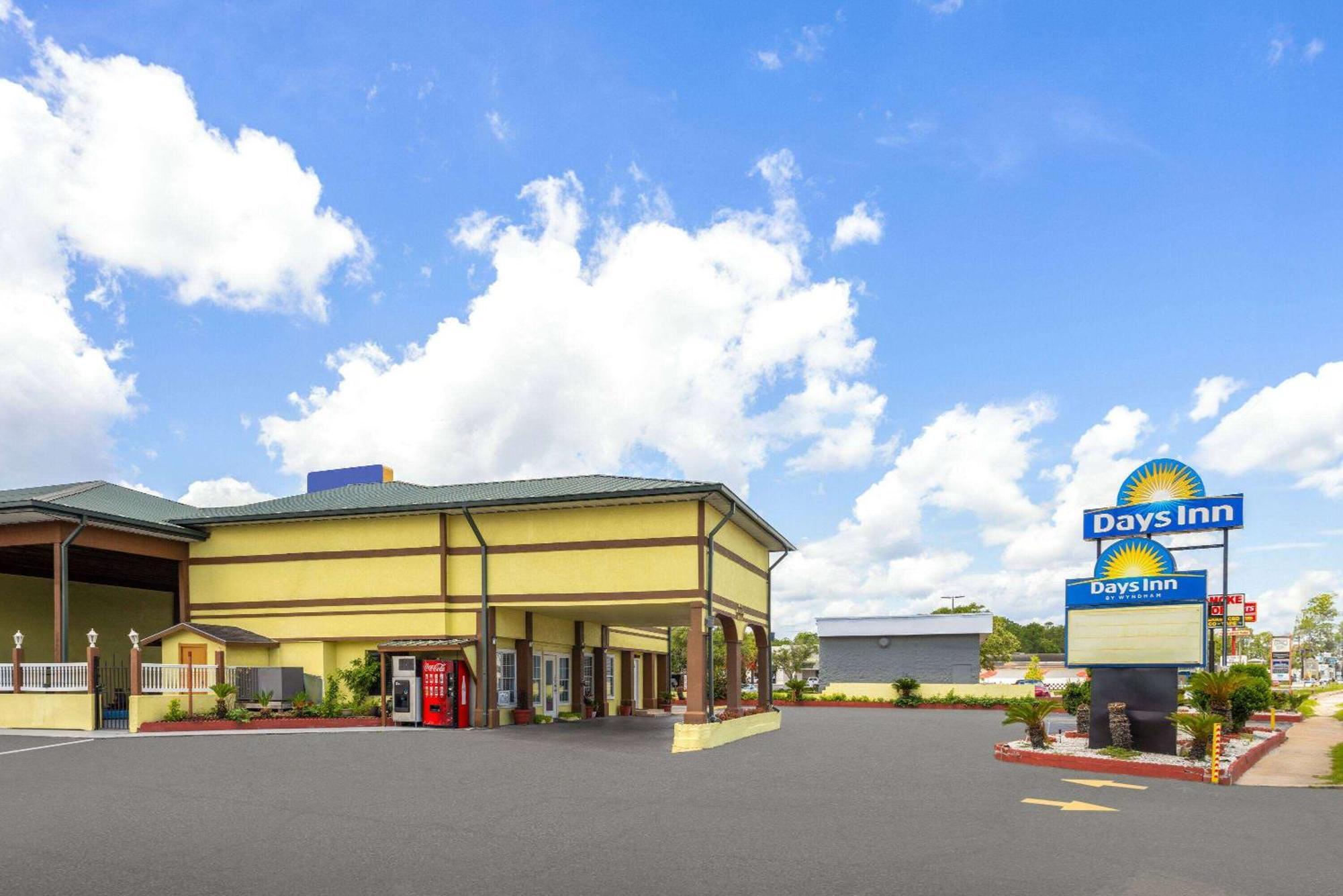 Days Inn By Wyndham Waycross Exteriér fotografie